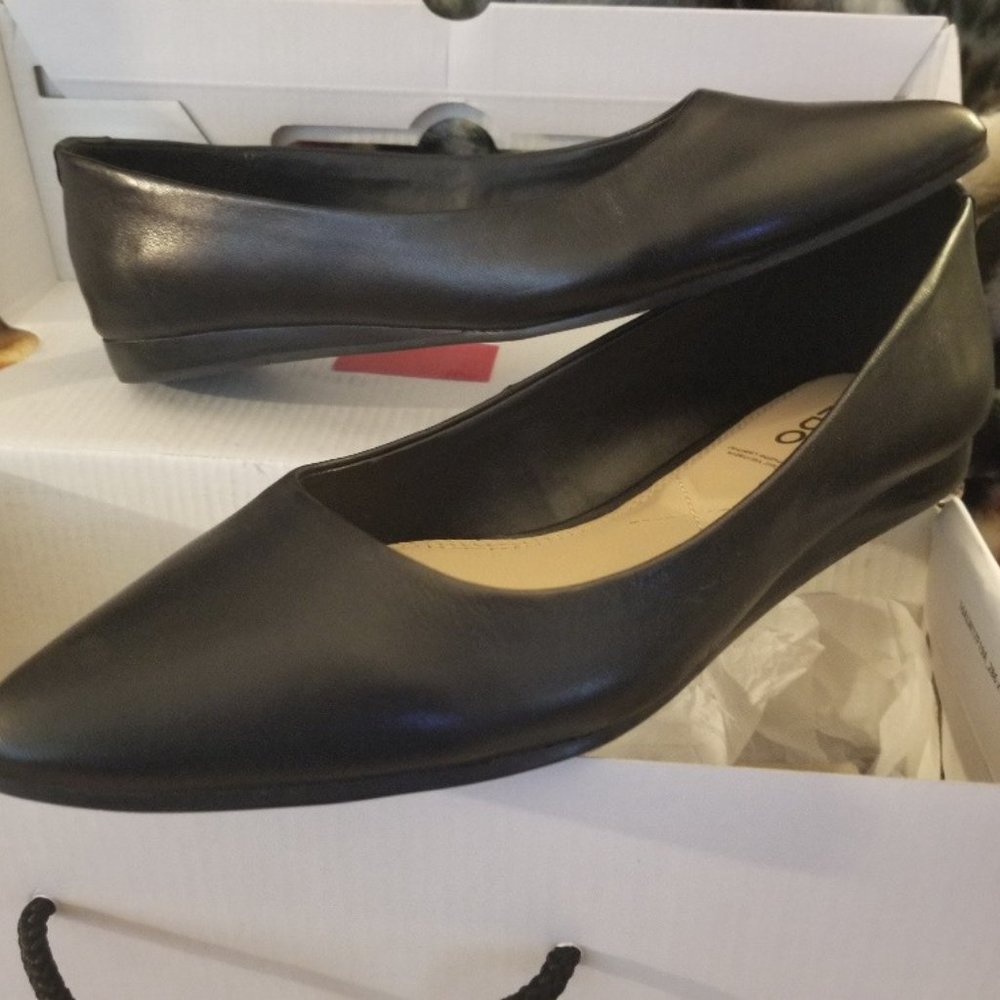 NEW Aldo Zareni-97 flat smooth leather women's black shoes Size 6